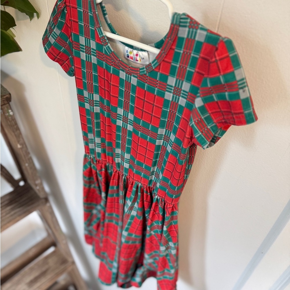 🎄 Holiday Plaid Twirl Dress 5/6 ✨ - Picture 5 of 6